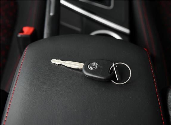 风行SX6 2019款 1.5T 手动舒适型 国V 其他细节类   钥匙
