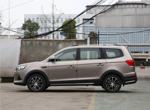 风行SX6 2019款 1.6L 手动尊享型 国VI 外观   正侧