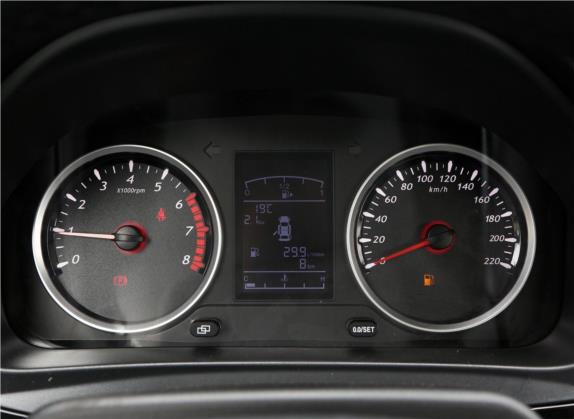 风行SX6 2019款 1.6L 手动尊享型 国VI 中控类   仪表盘