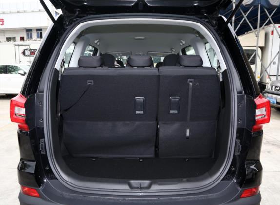 风行SX6 2020款 1.6L 手动舒适型 国VI 车厢座椅   后备厢