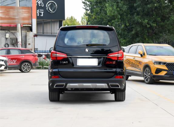 风行SX6 2022款 1.6L 手动豪华型 外观   正后