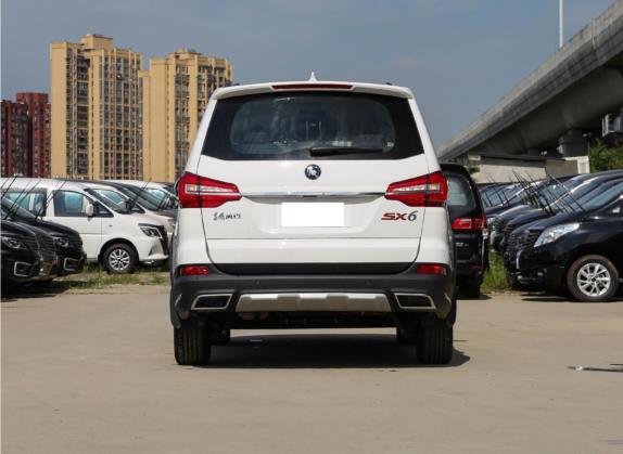 风行SX6 2022款 1.6L 手动舒适型 外观   正后