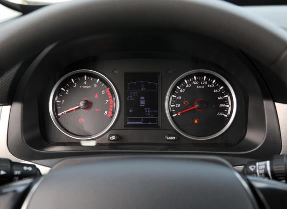 风行SX6 2023款 1.6L 手动舒享型 中控类   仪表盘