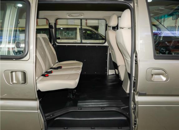 菱智M5EV 2020款 长航版 舒适型 5座 车厢座椅   后排空间