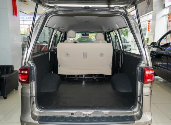 菱智M5EV 2020款 长航版 舒适型 5座 车厢座椅   后备厢