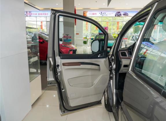 菱智M5EV 2020款 长航版 舒适型 5座 车厢座椅   前门板