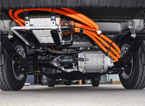 菱智M5EV 2021款 客运版 舒适型 7座 其他细节类   后悬架