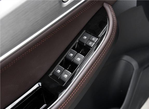 景逸X6 2017款 劲享系列 1.5T CVT尊贵型 车厢座椅   门窗控制