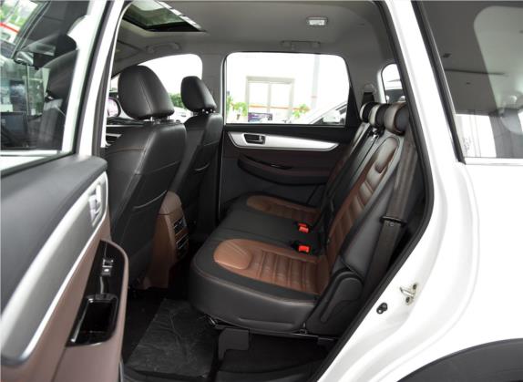景逸X6 2017款 劲享系列 2.0L 手动尊享型 车厢座椅   后排空间