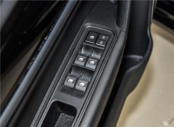 风行S50EV 2018款 豪华型 车厢座椅   门窗控制