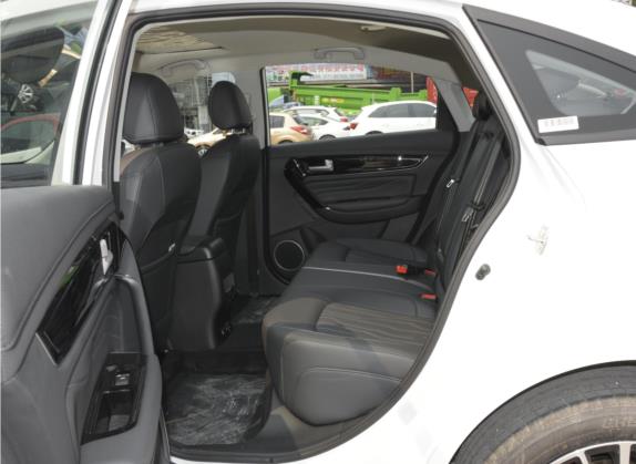 风行S50EV 2021款 豪华型 车厢座椅   后排空间
