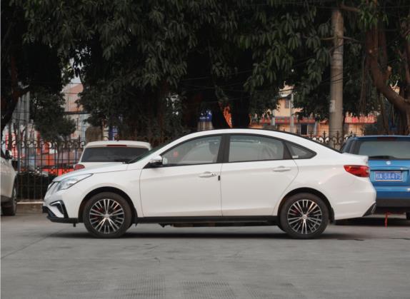 风行S50EV 2021款 豪华型 外观   正侧