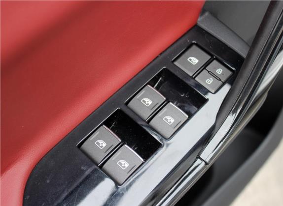 风行T5 2018款 230T CVT智享型 车厢座椅   门窗控制