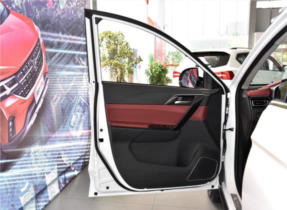 风行T5 2018款 300T DCT智享型 车厢座椅   前门板