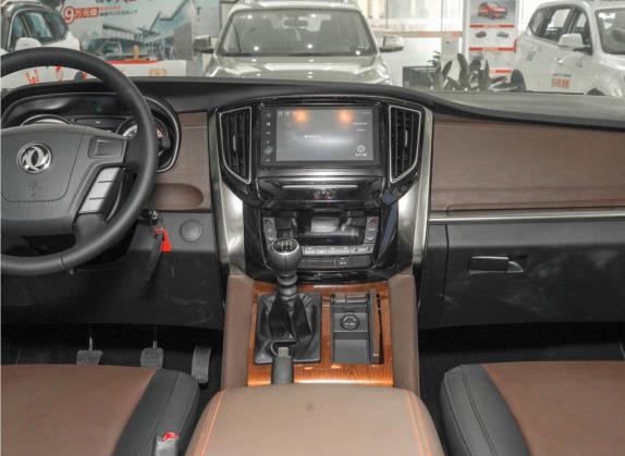 风行M7 2021款 1.8T 手动豪华型 中控类   中控台