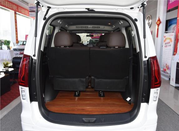 风行M6 2019款 1.5T 手动长轴豪华型 7座 车厢座椅   后备厢