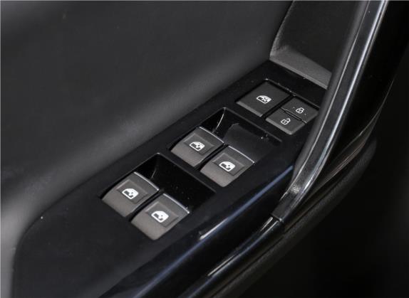 风行T5L 2020款 改款 1.5T 自动豪华型 7座 车厢座椅   门窗控制