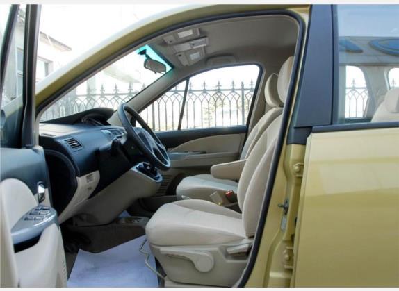 景逸 2007款 1.8L 手动舒适型 车厢座椅   前排空间