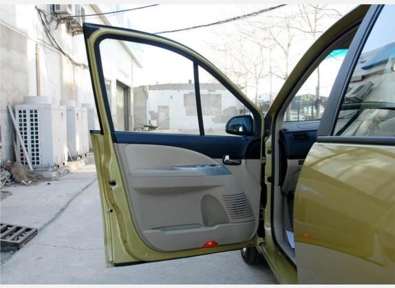景逸 2007款 1.8L 手动舒适型 车厢座椅   前门板