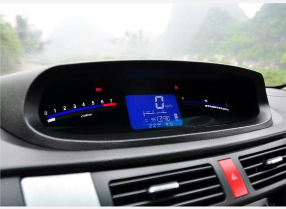 景逸 2009款 TT 1.8T 劲悦版MT 中控类   仪表盘