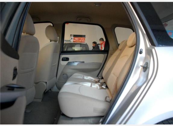 景逸 2009款 1.8L 手动标准型 车厢座椅   后排空间