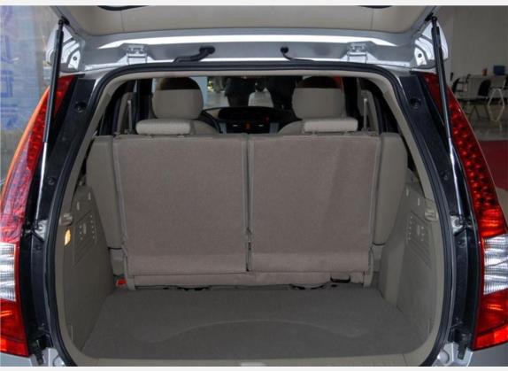 景逸 2009款 1.8L 手动标准型 车厢座椅   后备厢