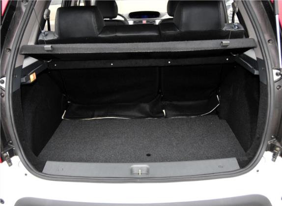 景逸 2012款 LV 1.5L 手动豪华型 车厢座椅   后备厢
