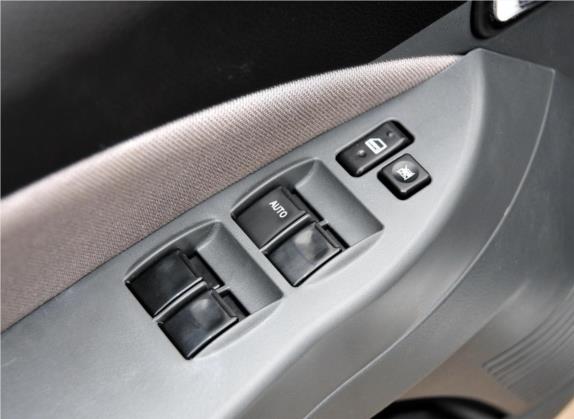 景逸 2012款 LV 1.5L 手动豪华型 车厢座椅   门窗控制