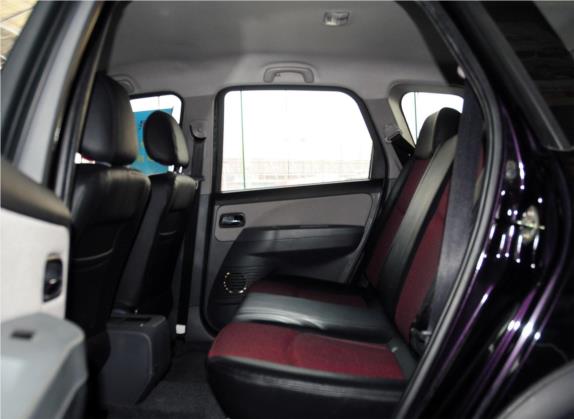 景逸 2012款 LV 1.5L AMT豪华型 车厢座椅   后排空间