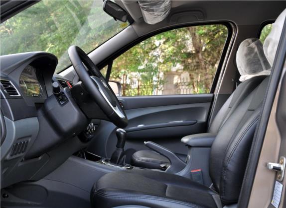 景逸 2014款 XL 1.5L 手动豪华型 国IV 车厢座椅   前排空间
