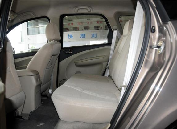 景逸 2014款 XL 1.5L 手动舒适型 国V 车厢座椅   后排空间