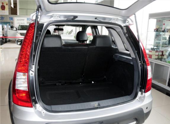 景逸 2014款 LV 1.5L 手动豪华型 国V 车厢座椅   后备厢