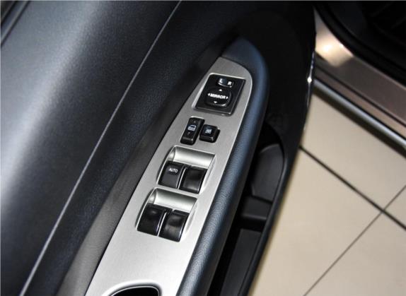 景逸 2014款 LV 改款 1.5L 手动豪华型 车厢座椅   门窗控制