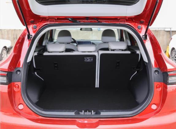 风行T5 EVO 2021款 1.5TD DCT铂金版 车厢座椅   后备厢