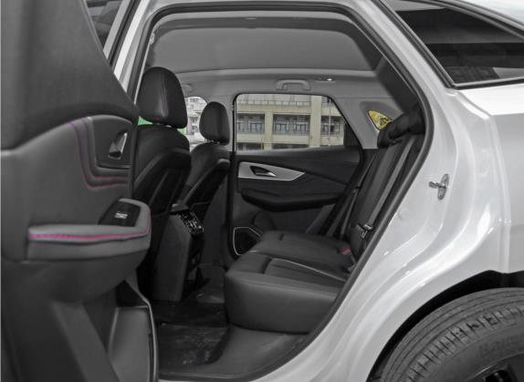 风行T5 EVO 2021款 1.5TD DCT钻石版 车厢座椅   后排空间