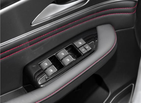风行T5 EVO 2021款 1.5TD DCT钻石版 车厢座椅   门窗控制