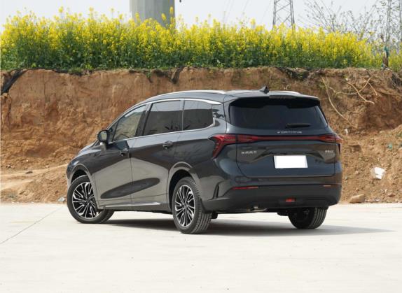 风行游艇 2022款 1.5T DCT追风版 外观   斜后
