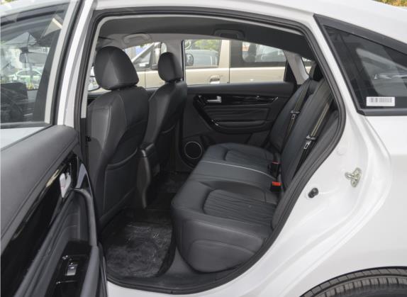 风行S60EV 2022款 畅行版 车厢座椅   后排空间