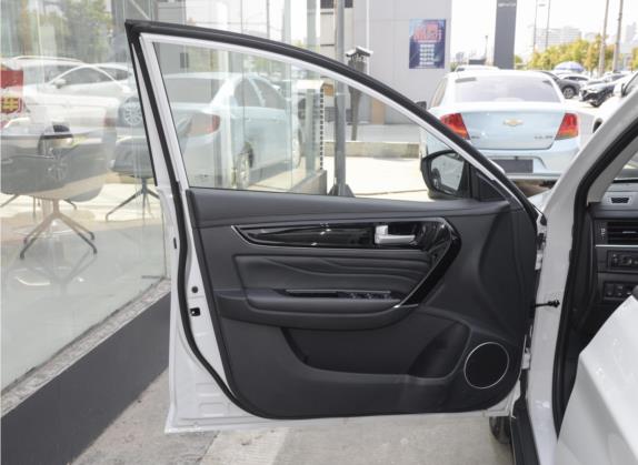 风行S60EV 2022款 畅行版 车厢座椅   前门板