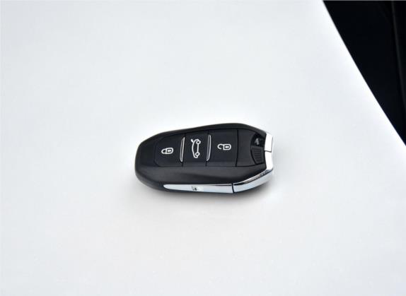 DS 5 2013款 1.6T 尊享版THP200 其他细节类   钥匙