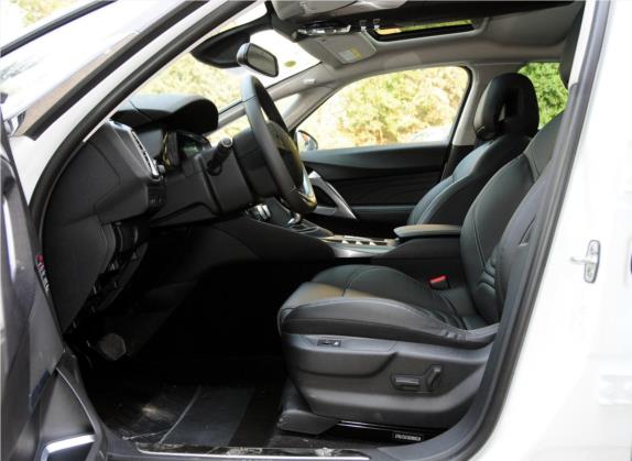 DS 5 2013款 1.6T 豪华版THP160 车厢座椅   前排空间