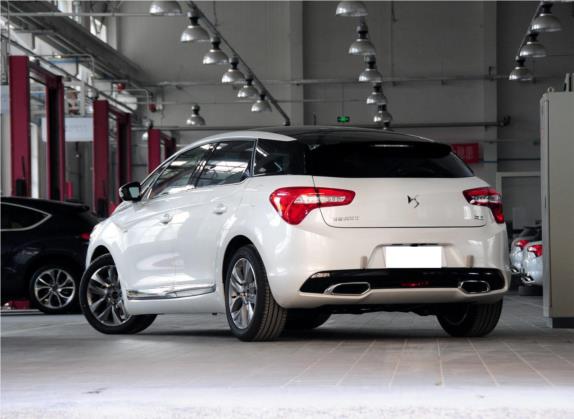 DS 5 2013款 1.6T 豪华版THP160 外观   斜后