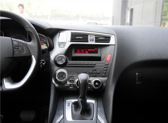 DS 5 2014款 1.6T 雅致版THP160 中控类   中控台