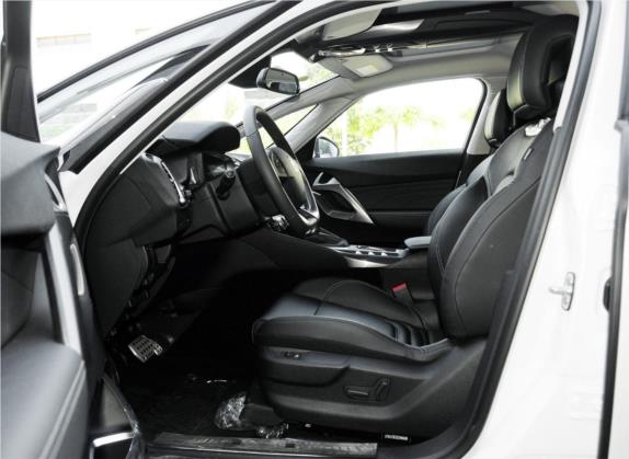 DS 5 2014款 1.6T 豪华版THP200 车厢座椅   前排空间