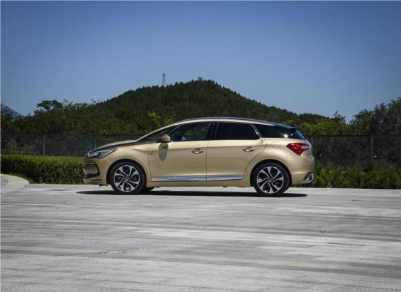 DS 5 2015款 1.8T 旗舰版THP200 外观   正侧
