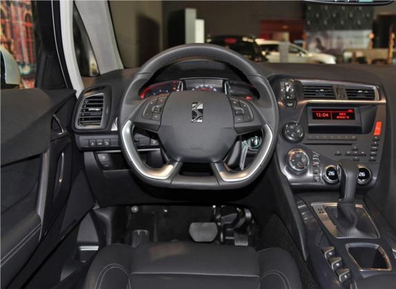 DS 5 2015款 1.6T 雅致版THP160 中控类   驾驶位