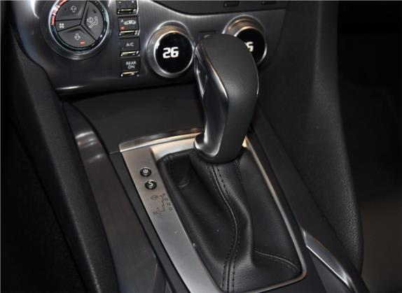 DS 5 2015款 1.6T 雅致版THP160 中控类   挡把