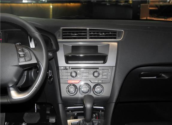 DS 5LS 2014款 1.8L 自动舒适版VTi140 中控类   中控台