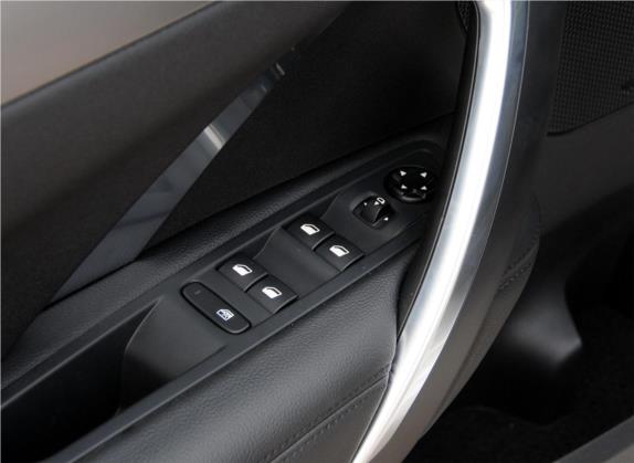 DS 5LS 2014款 1.6T 豪华版THP160 车厢座椅   门窗控制