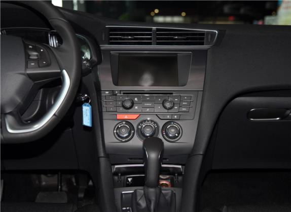DS 5LS 2015款 1.6T 风尚版THP160 中控类   中控台